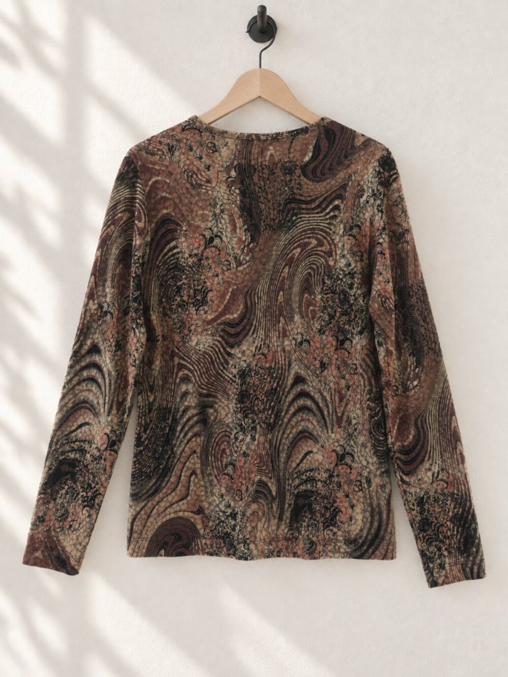 🇨🇦 Nygård Collection, V-Neck Top, Paisley Print, Rose Gold Taupe Size M - Picture 2 of 6